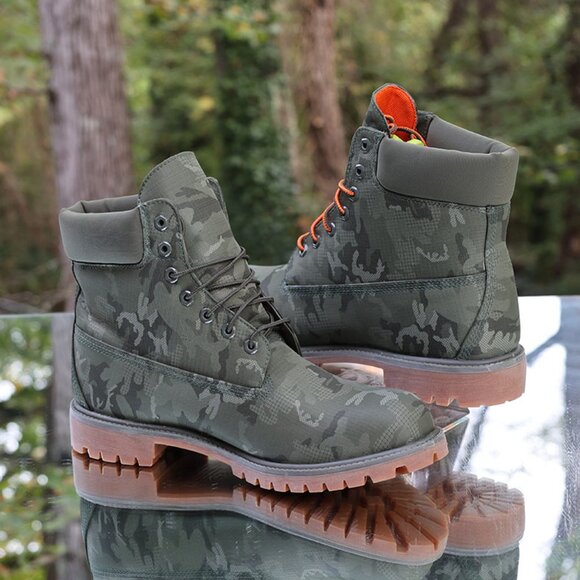 Timberland 6 Inch Premium Green Camouflage Boots - Picture 2 of 16